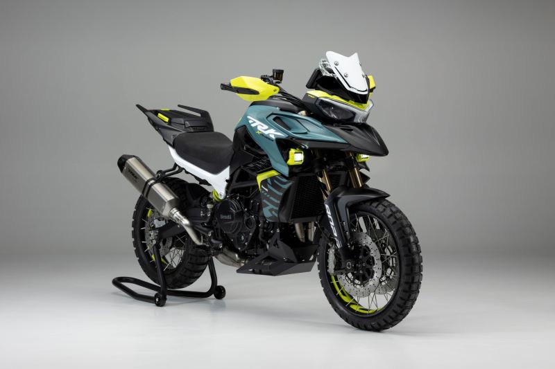 Benelli TRK 902 X