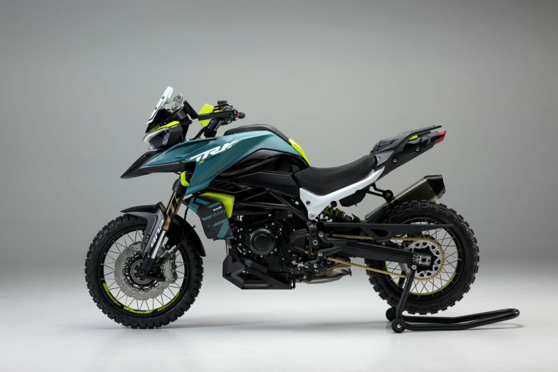 Benelli TRK 902 X