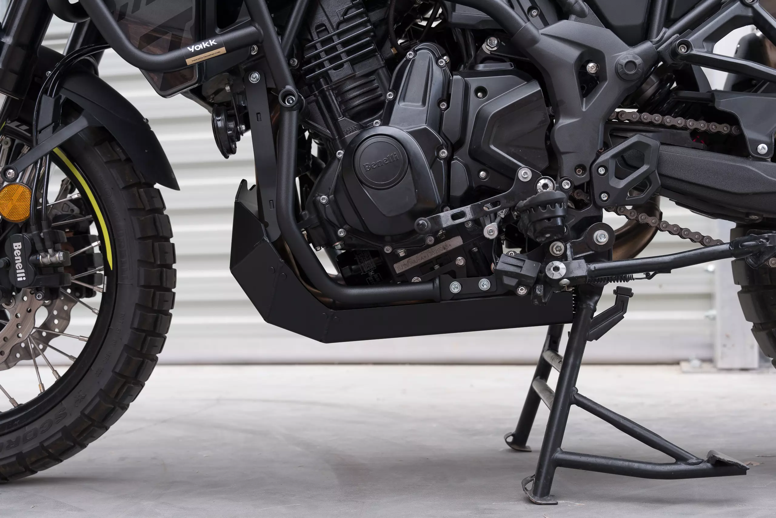 Kryt motoru Benelli TRK 702 702X černý Yakk EXP