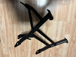 Hlavní stojan - set dílů pro BENELLI TRK 702